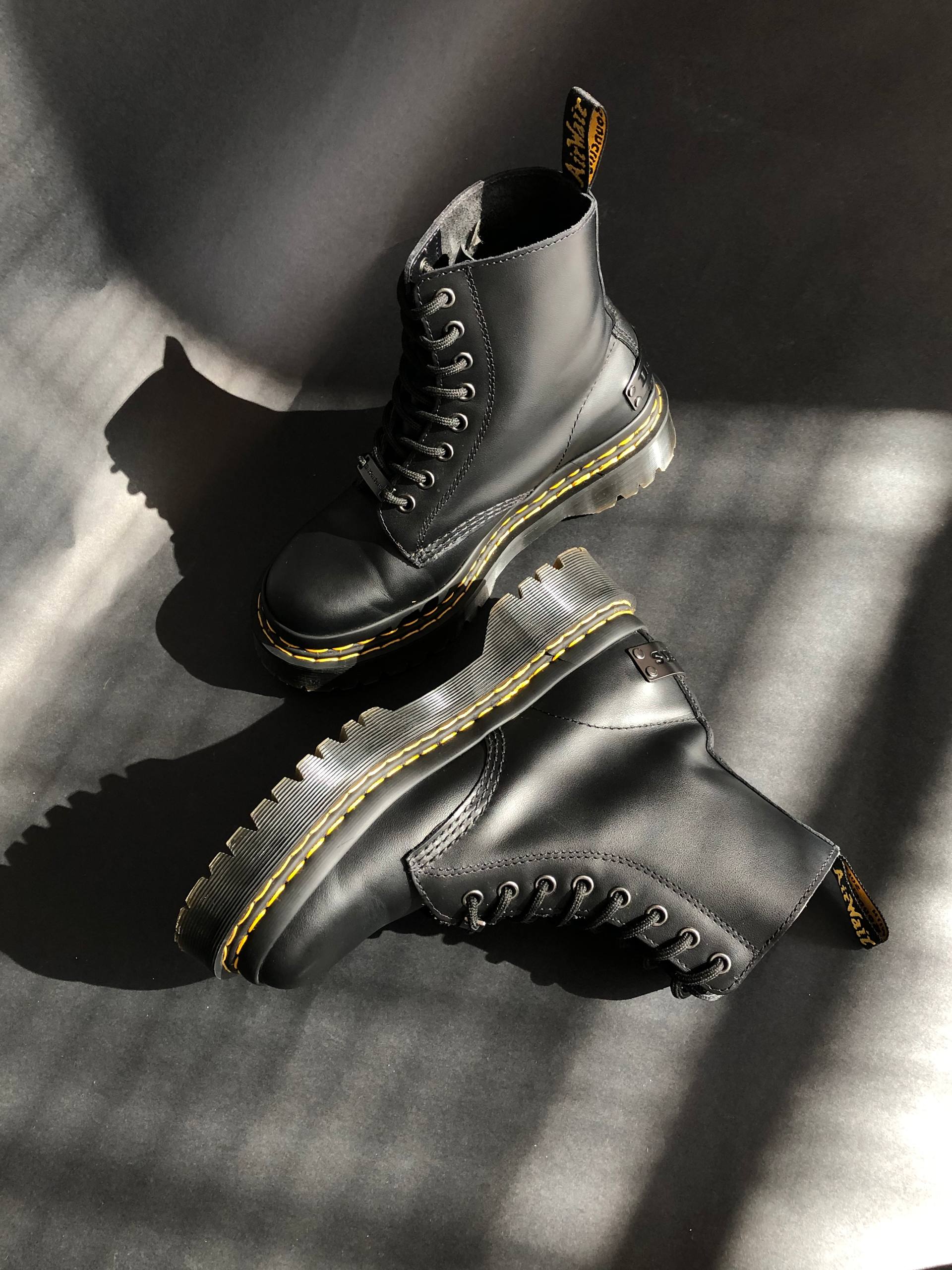 Dr. Martens 1460 Bex DS - Black Haircell (UK 5 EU 38) Б\у Dr. Martens 1460 Bex DS - Black Haircell (UK 5 EU 38) в хорошому стані. Вживані черевики Dr. Martens
