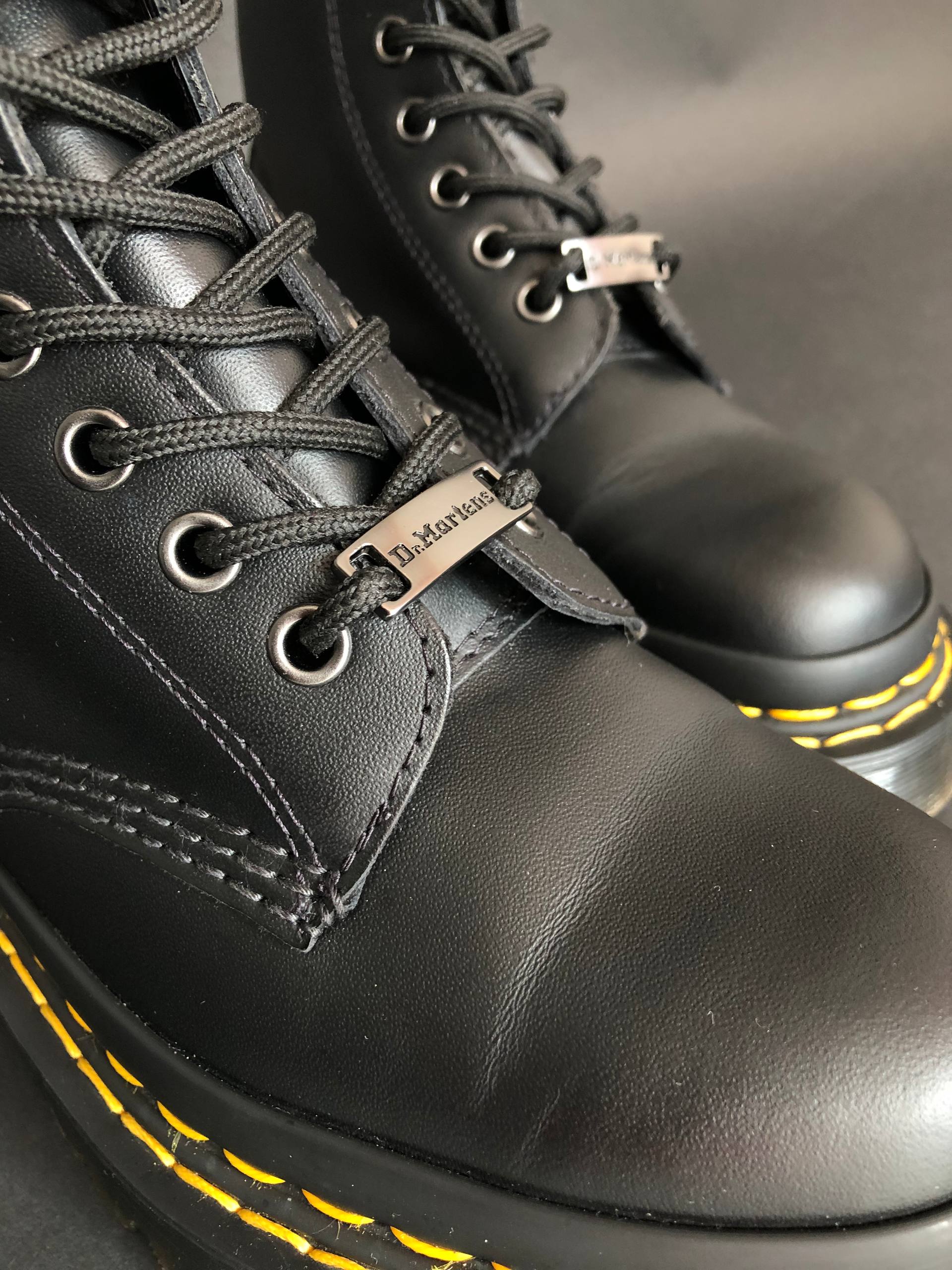 Dr. Martens 1460 Bex DS - Black Haircell (UK 5 EU 38) Б\у Dr. Martens 1460 Bex DS - Black Haircell (UK 5 EU 38) в хорошому стані. Вживані черевики Dr. Martens