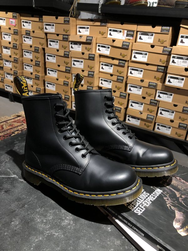 Вживані черевики Dr. Martens 1460 - Black Smooth (UK 6½ EU 40)