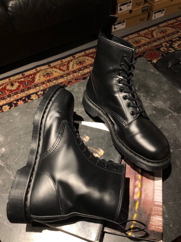 RESALE черевики Dr. Martens 1460 Mono - Black Smooth (UK 9 EU 44) Вживані Dr. Martens 1460 Mono - Black Smooth (UK 9 EU 44) Без дефектів Dr. Martens 1460 Mono - Black Smooth (UK 9 EU 44)