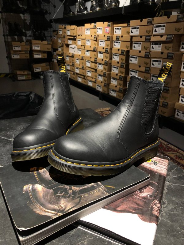 Класичні челсі від Dr. Martens 2976 – Black Nappa (UK 7 / EU 41) Вживані, в хорошому стані.