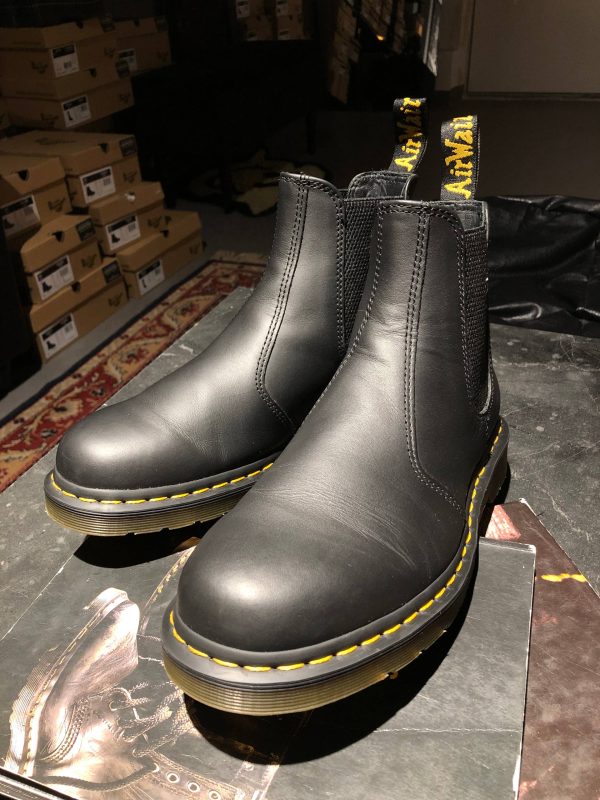 Класичні челсі від Dr. Martens 2976 – Black Nappa (UK 7 / EU 41) Вживані, в хорошому стані.