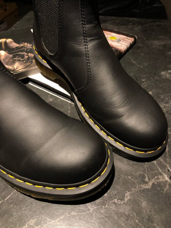 Класичні челсі від Dr. Martens 2976 – Black Nappa (UK 7 / EU 41) Вживані, в хорошому стані.