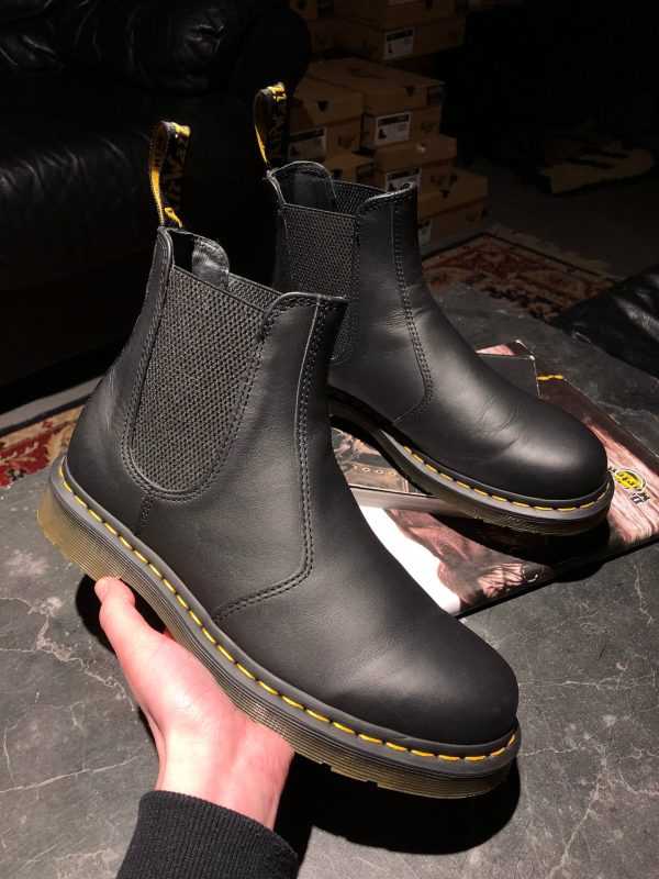 Класичні челсі від Dr. Martens 2976 – Black Nappa (UK 7 / EU 41) Вживані, в хорошому стані.