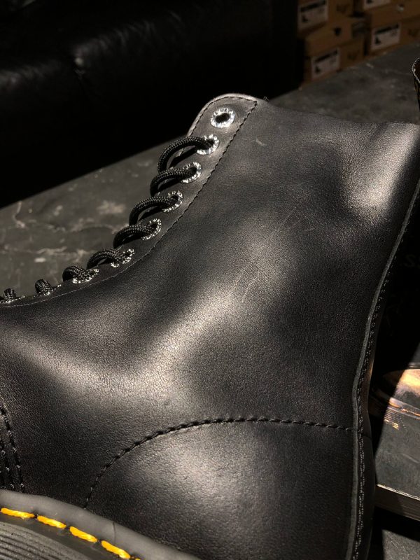 Вживані оригінальні черевики Dr. Martens 8761 BXB Black Luxor (UK 6 EU 39) Рідкісна модель з м'якої шкіри в ідеальному стані.