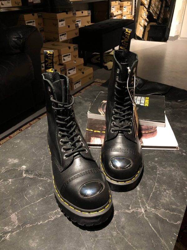 Вживані оригінальні черевики Dr. Martens 8761 BXB Black Luxor (UK 6 EU 39) Рідкісна модель з м'якої шкіри в ідеальному стані.