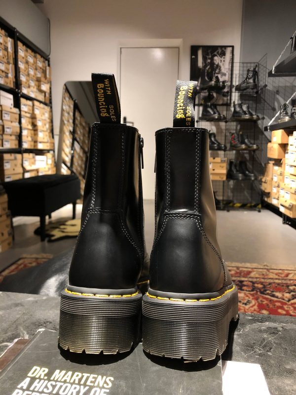 Вживані черевики Dr. Martens Jadon - Black Polished Smooth (UK 7 EU 41) в хорошому стані