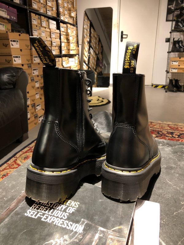 Вживані черевики Dr. Martens Jadon - Black Polished Smooth (UK 7 EU 41) в хорошому стані