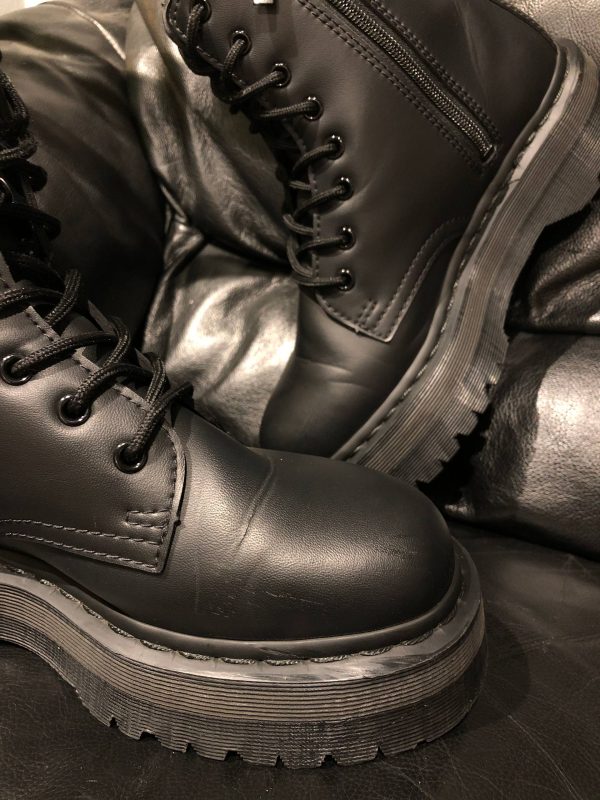 Вживані черевики Dr. Martens Jadon II Vegan - Mono Black Felix Rub-Off (UK 7 EU 41)