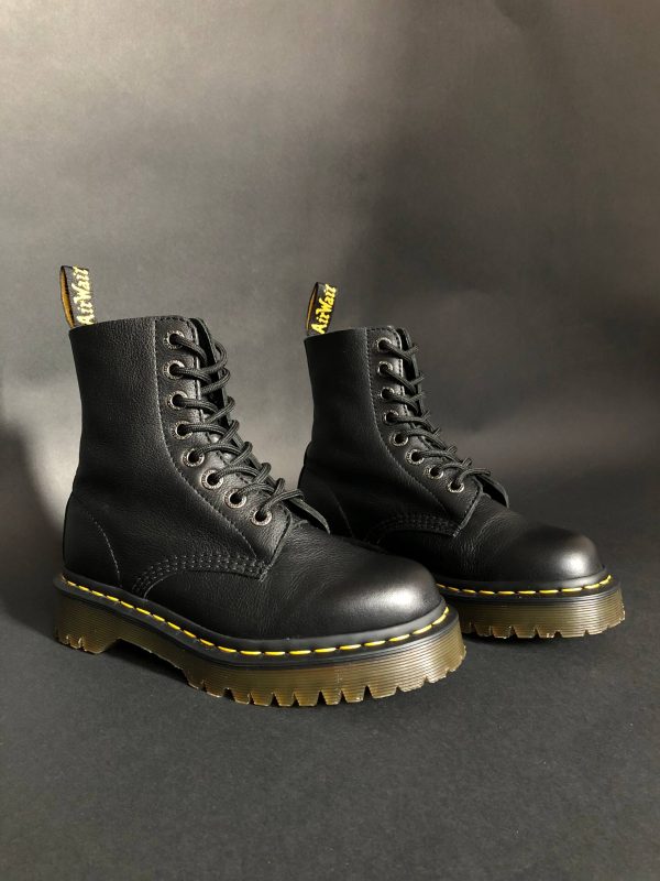 Вживані черевики Dr. Martens Pascal Bex - Black Pisa (UK 4 EU 37) в ідеальному стані. Dr. Martens Pascal Bex - Black Pisa (UK 4 EU 37) resale