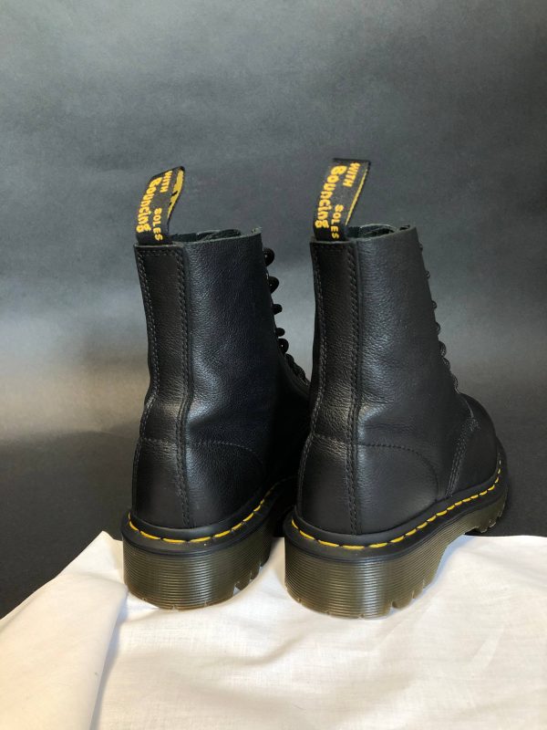 Вживані черевики Dr. Martens Pascal Bex - Black Pisa (UK 4 EU 37) в ідеальному стані. Dr. Martens Pascal Bex - Black Pisa (UK 4 EU 37) resale