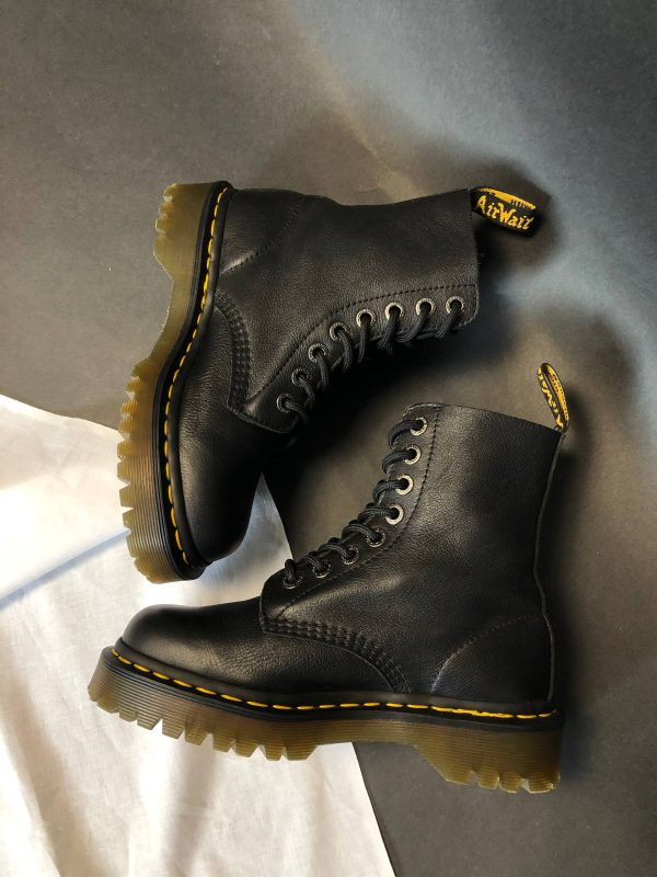 Вживані черевики Dr. Martens Pascal Bex - Black Pisa (UK 4 EU 37) в ідеальному стані. Dr. Martens Pascal Bex - Black Pisa (UK 4 EU 37) resale