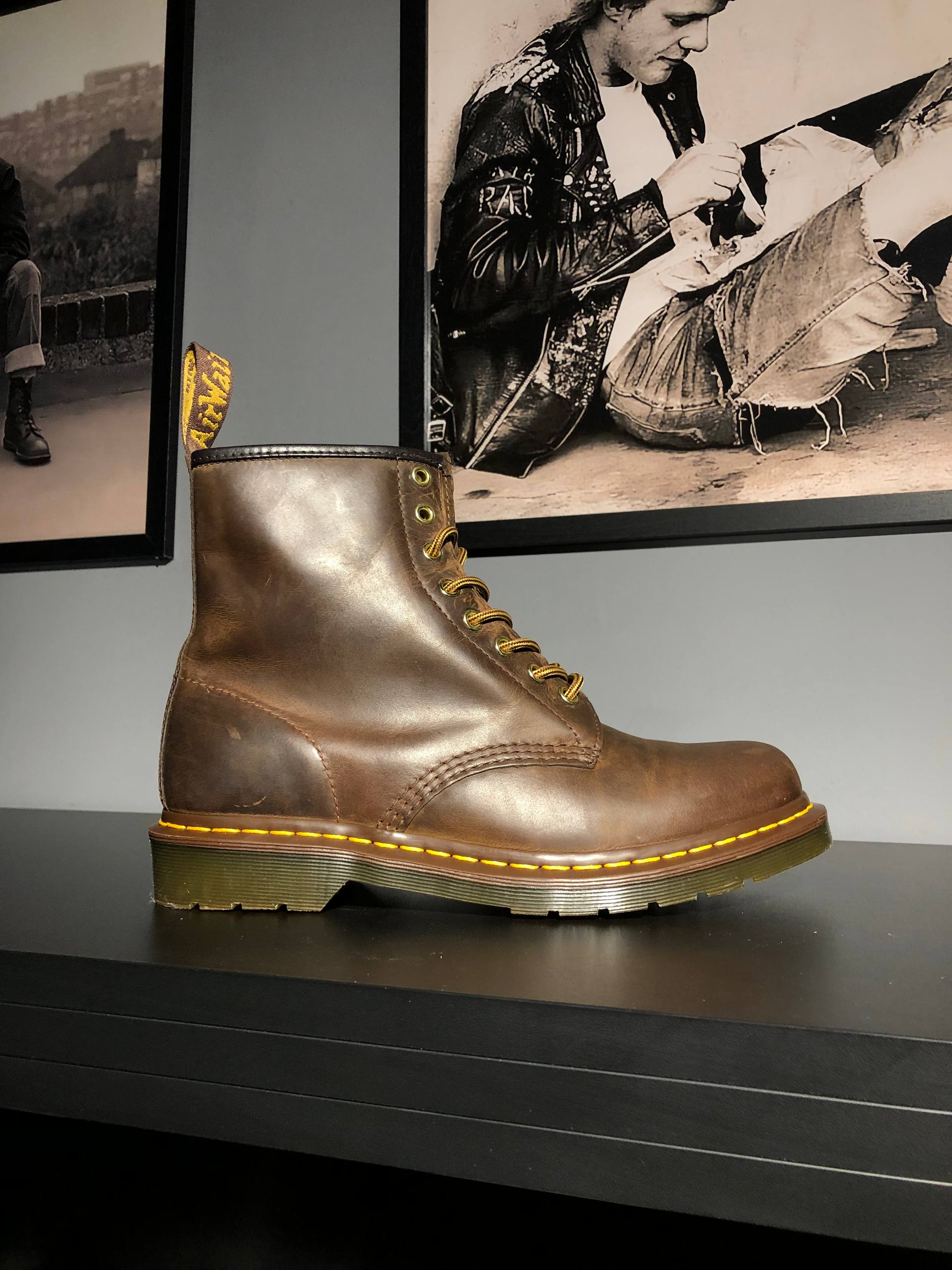 Dr.Martens 1460 Aztec Crazy Horse (UK 9 EU 43) Вживані черевики Dr. Martens 1460 - Aztec Crazy Horse