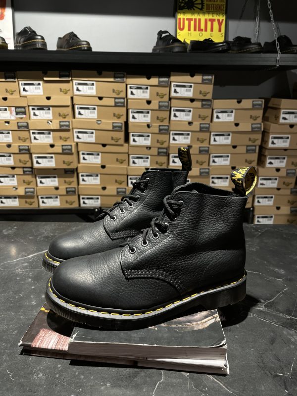 Б\у напівчеревики Dr. Martens 101 Pascal - Black Ambassador (UK 7 EU 41) в ідеальному стані, черевики мартенс як нові на resale.martens.com.ua