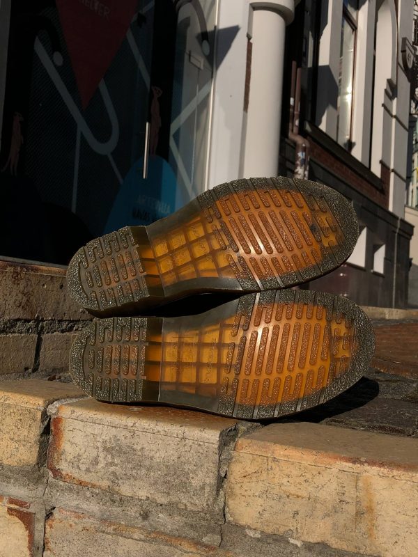 Вживані черевики Dr. Martens 1460 - Aztec Crazy Horse (UK 5 EU 38) в хорошому стані