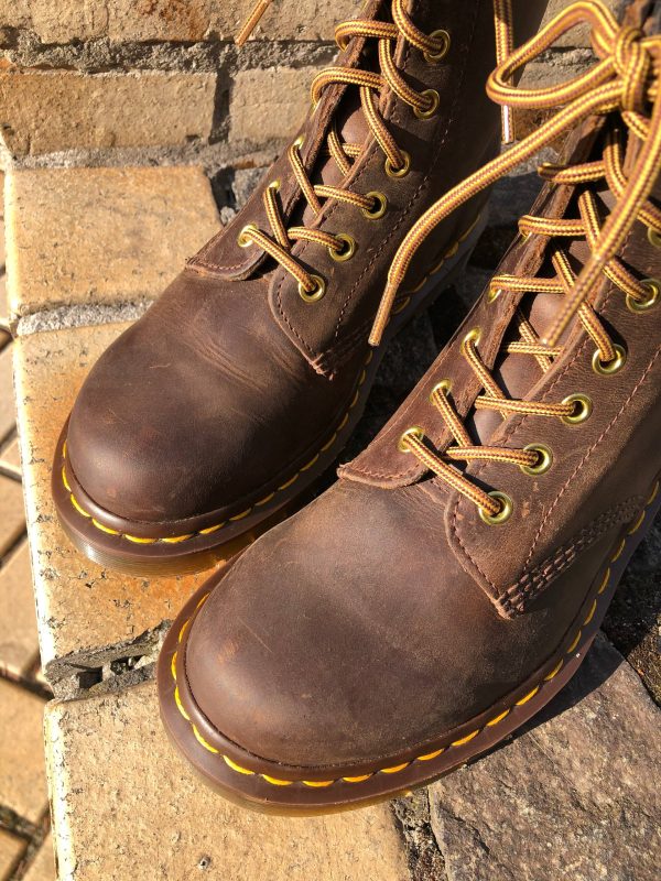 Вживані черевики Dr. Martens 1460 - Aztec Crazy Horse (UK 5 EU 38) в хорошому стані