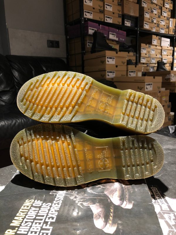 Вживані Dr. Martens 1460 W - Black Nappa (UK 5 EU 38) в хорошому стані купити в Україні