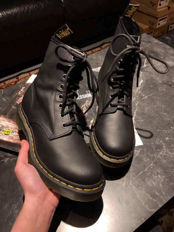Вживані Dr. Martens 1460 W - Black Nappa (UK 5 EU 38) в хорошому стані купити в Україні