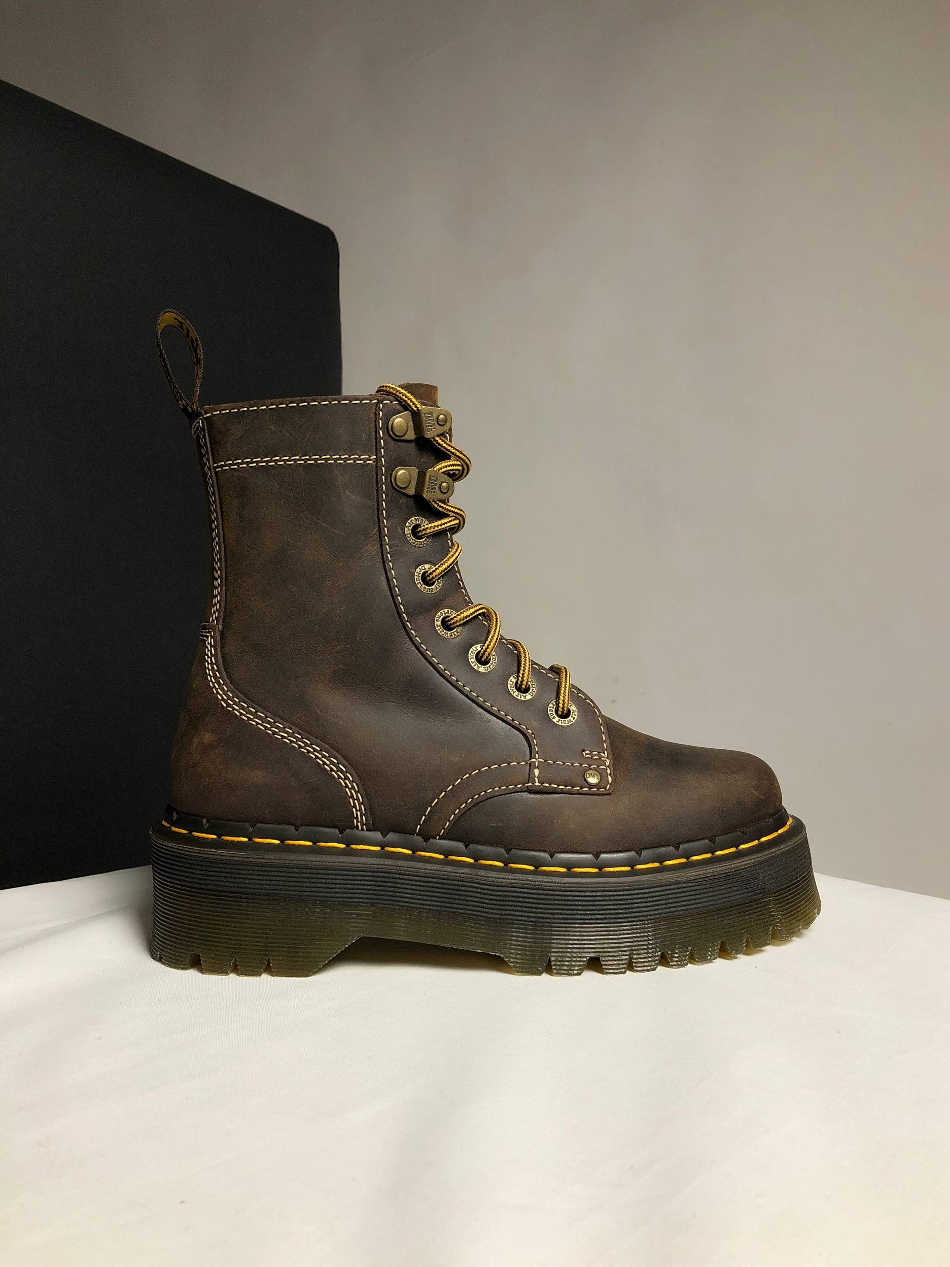 Dr. Martens Jadon Arc - Aztec Crazy Horse (UK 5 EU 38) (21) Вживані архівні Dr. Martens Jadon Arc - Aztec Crazy Horse (UK 5 EU 38) в ідеальному стані