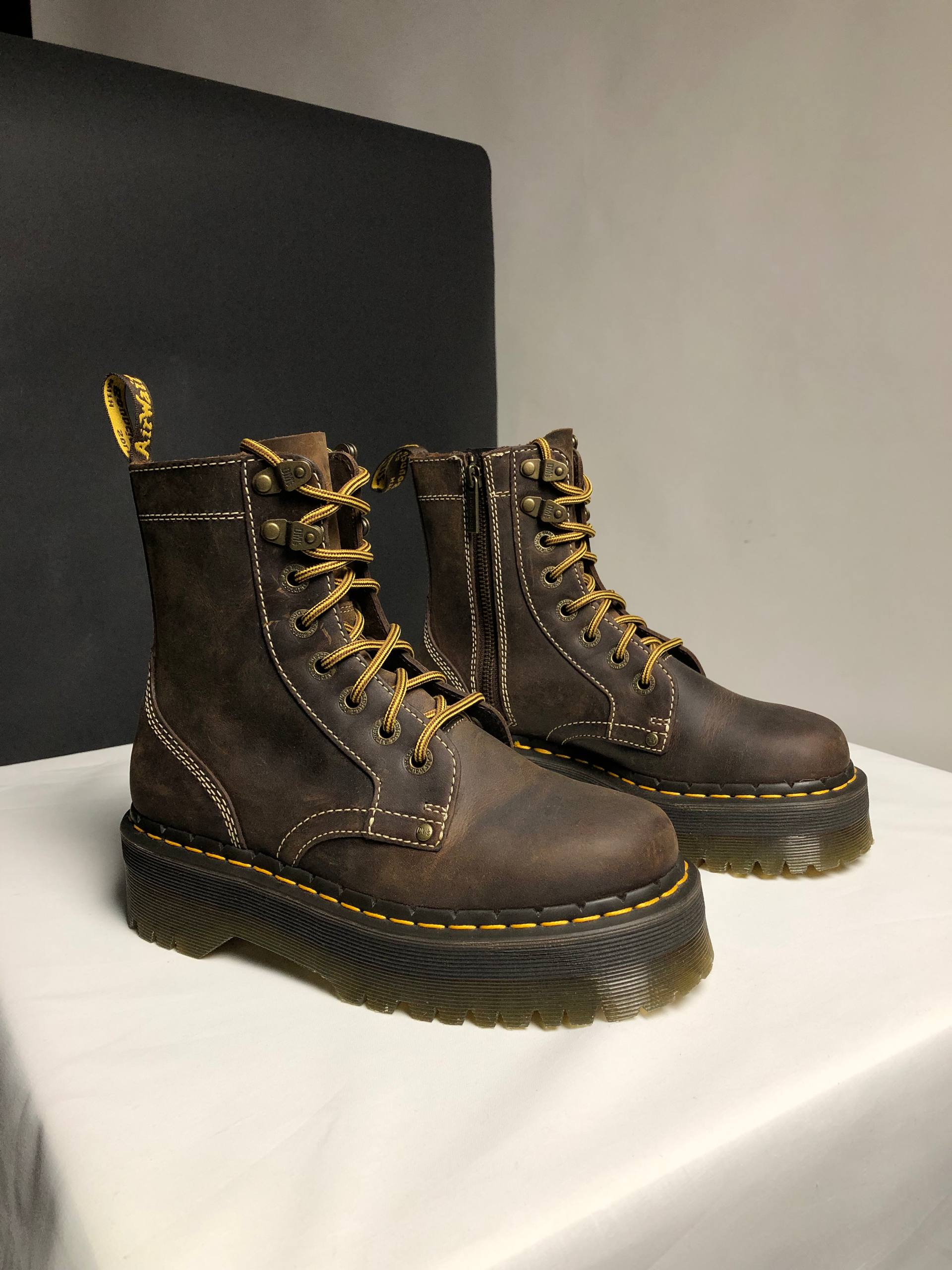 Dr. Martens Jadon Arc - Aztec Crazy Horse (UK 5 EU 38) (9) Вживані архівні Dr. Martens Jadon Arc - Aztec Crazy Horse (UK 5 EU 38) в ідеальному стані