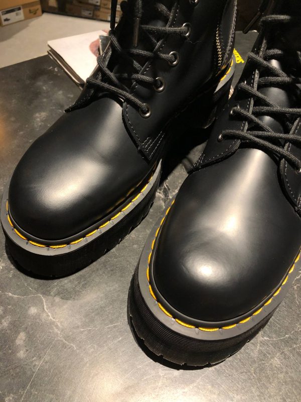 Б\у Dr. Martens Jadon Hi - Black Polished Smooth (UK 8 EU 42) в ідеальному стані, купити дешево в Україні