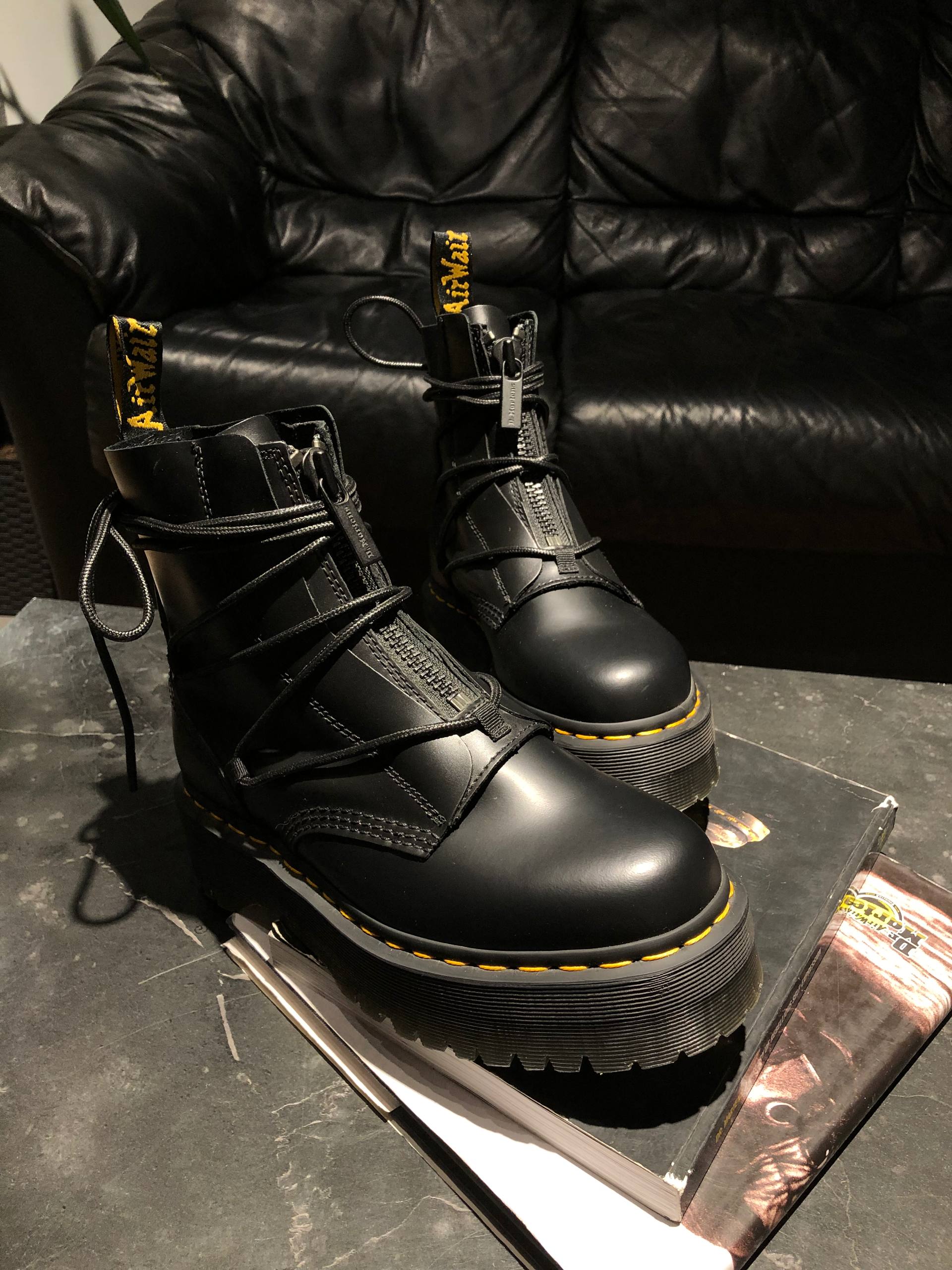 Dr. Martens Jarrick II - Black Smooth (UK 6 EU 39) ( (4) Б\у черевики мартінс Dr. Martens Jarrick II - Black Smooth (UK 6 EU 39) в ідеальному стані