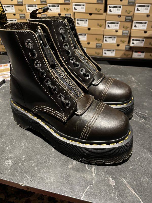 Вживані черевики Dr. Martens Sinclair - Dark Taupe Orleans (UK 4 EU 37) в хорошому стані