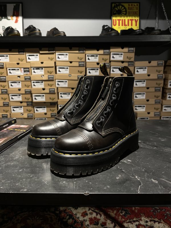 Вживані черевики Dr. Martens Sinclair - Dark Taupe Orleans (UK 4 EU 37) в хорошому стані