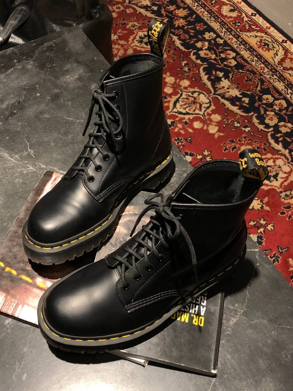 Вживані черевики Dr. Martens 1460 Bex - Black Smooth (UK 8 EU 42) в ідеальному стані купити в Україні