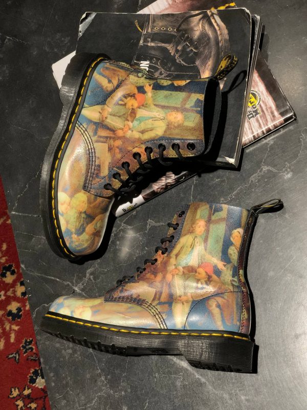 Унікальна рідкісна колекційна модель Dr. Martens 1460 Pascal - Museum Collection Hogarth (UK 4 EU 37) в ідеальному стані купити в Україні на resale.martens.com.ua