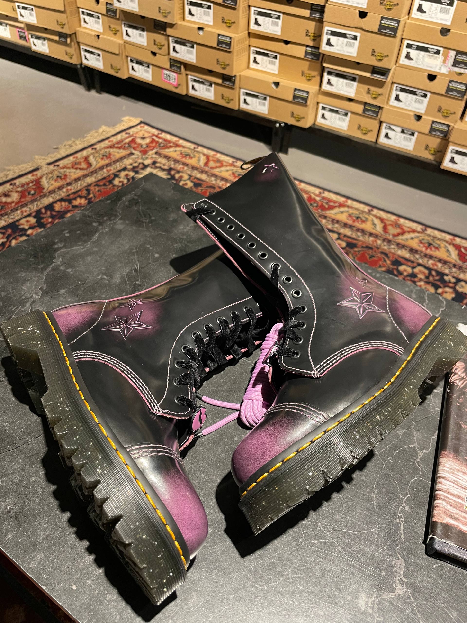 Dr. Martens x Bratz 1B99 Bex - Black / Purple Arcadia