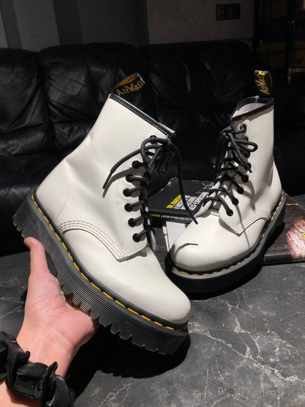 Вживані черевики Dr. Martens 1460 Bex - White Smooth (UK 4 EU 37) в чудовому стані купити в Україні