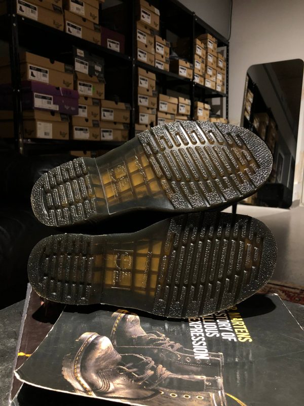 Черевики Dr. Martens 1460 - Black Flame Polished Smooth (UK 4 EU 37) в ідеальному стані купити
