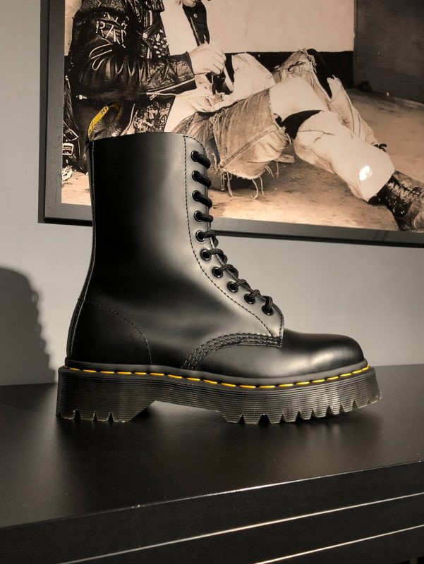 Високі черевики Dr. Martens 1490 Bex - Black Smooth (UK 6 EU 39) оригінальне взуття мартенс купити в Україні