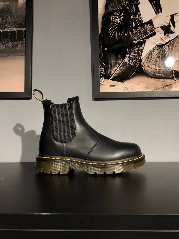 Зимове взуття Dr. Martens 2976 WinterGrip - Black Blizzard (UK 3 EU 36) в ідеальному стані