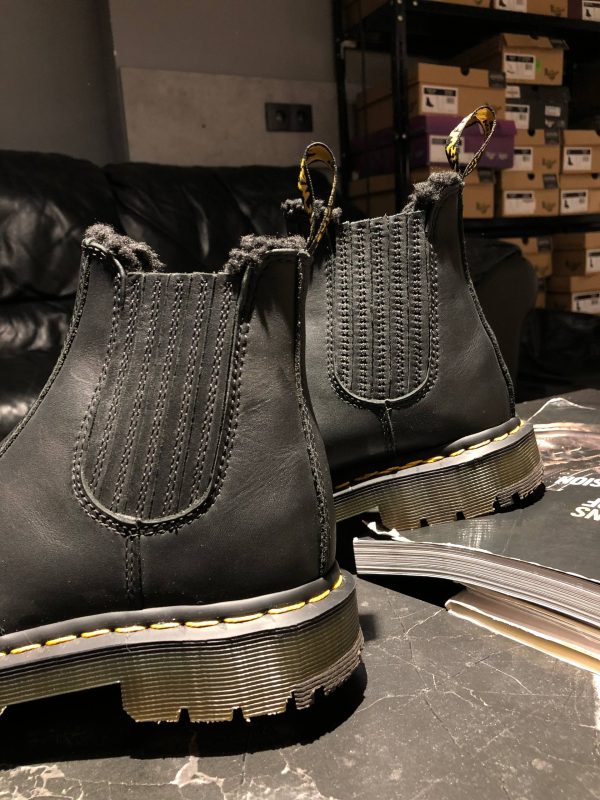 Зимове взуття Dr. Martens 2976 WinterGrip - Black Blizzard (UK 3 EU 36) в ідеальному стані