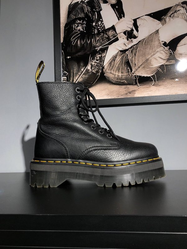 Dr. Martens Jadon - Black Pisa