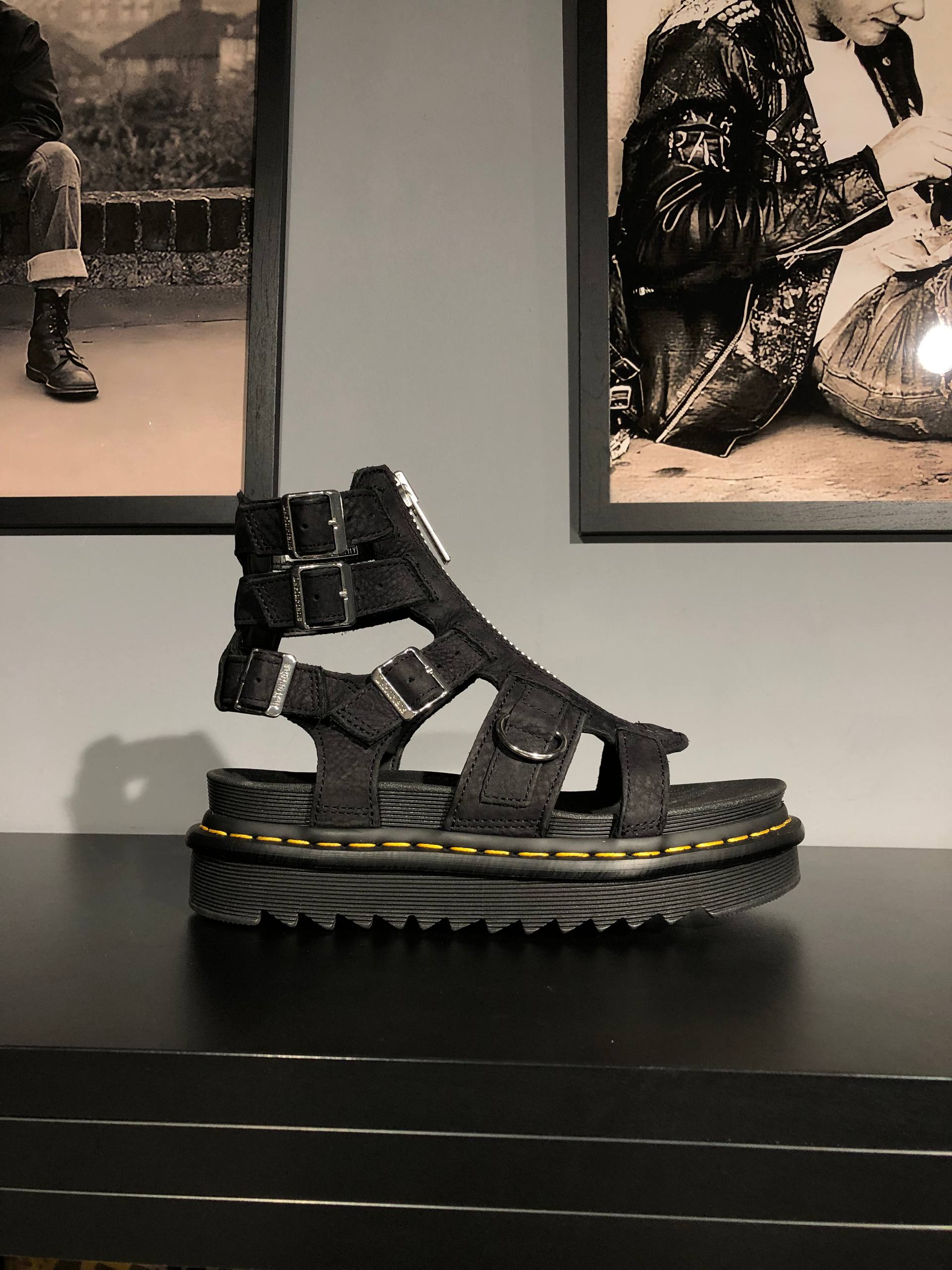 Dr. Martens Olson - Charcoal Grey (UK 5 EU 38) (1) Босоніжки Dr. Martens Olson - Charcoal Grey (UK 5 EU 38) купити в Україні