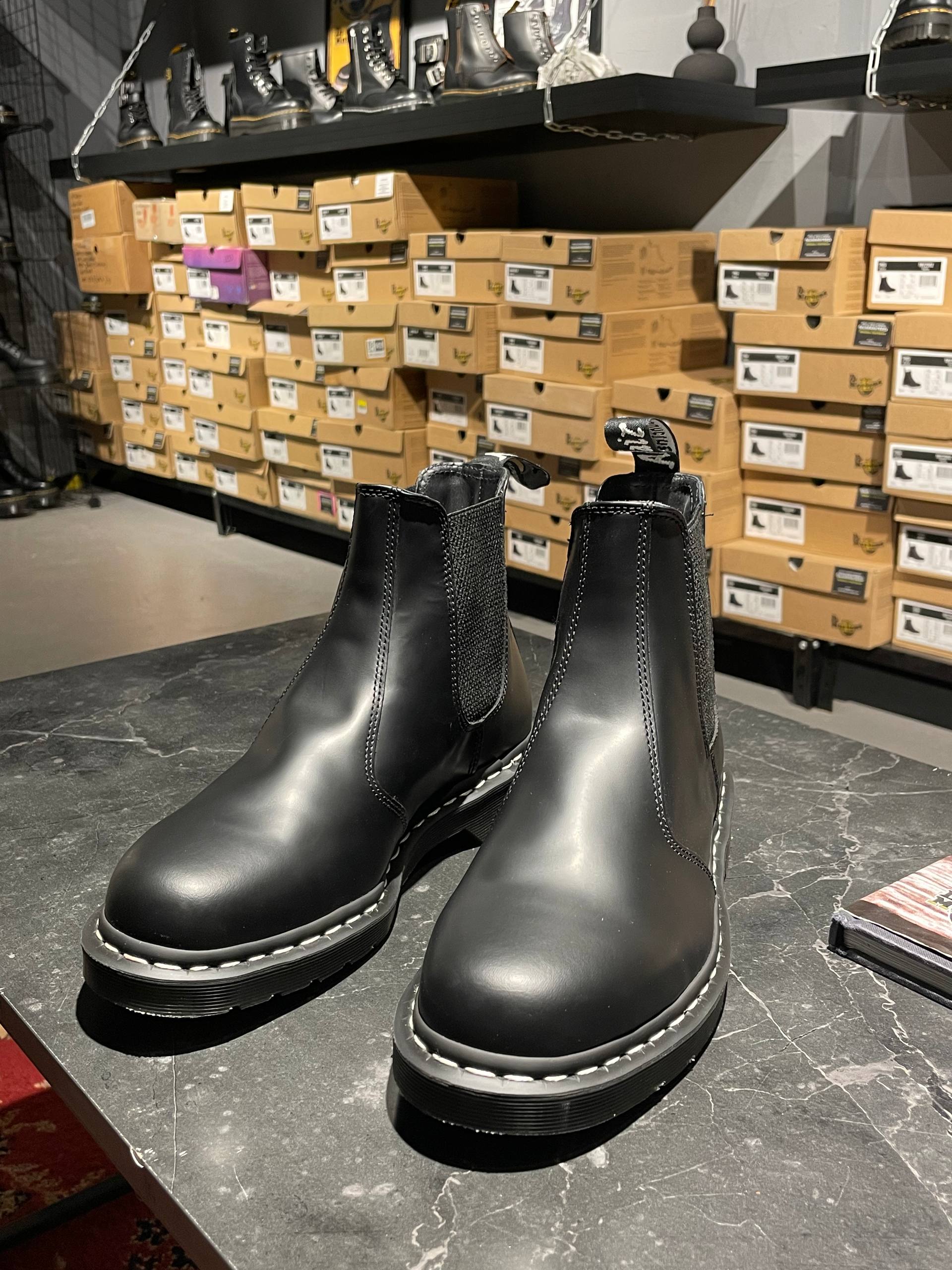 Dr. Martens 2976 WS - Black Smooth (UK 9 / EU 43)